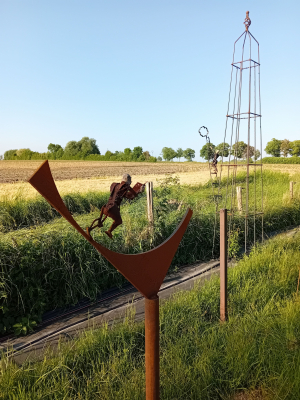 Jan Verschueren - Roadbook (In garden)(Ceramic, Metal, Scrap)
